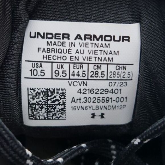 Under Armour Yard Low ST Baseball Cleats Mens Sz 10.5 Black Metal Spikes 3025591 - Picture 9 of 9